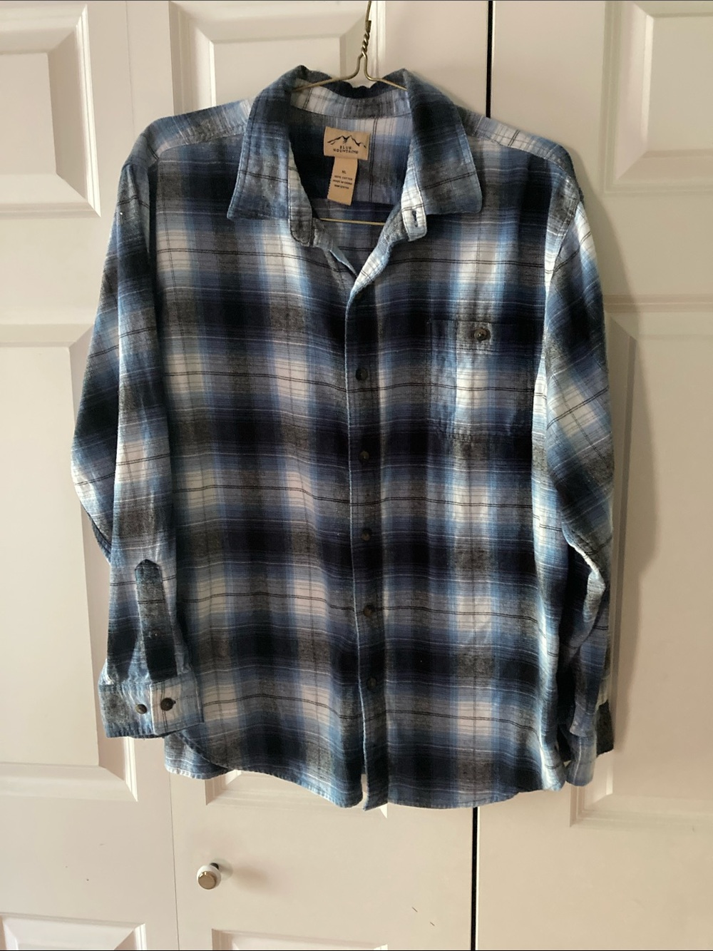 Blue Mountain plaid flannel button down shirt mens Xl blues black white cotton